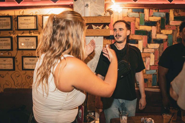 Tirana: Pub Crawl with 1 hour of Unlimited Drinks