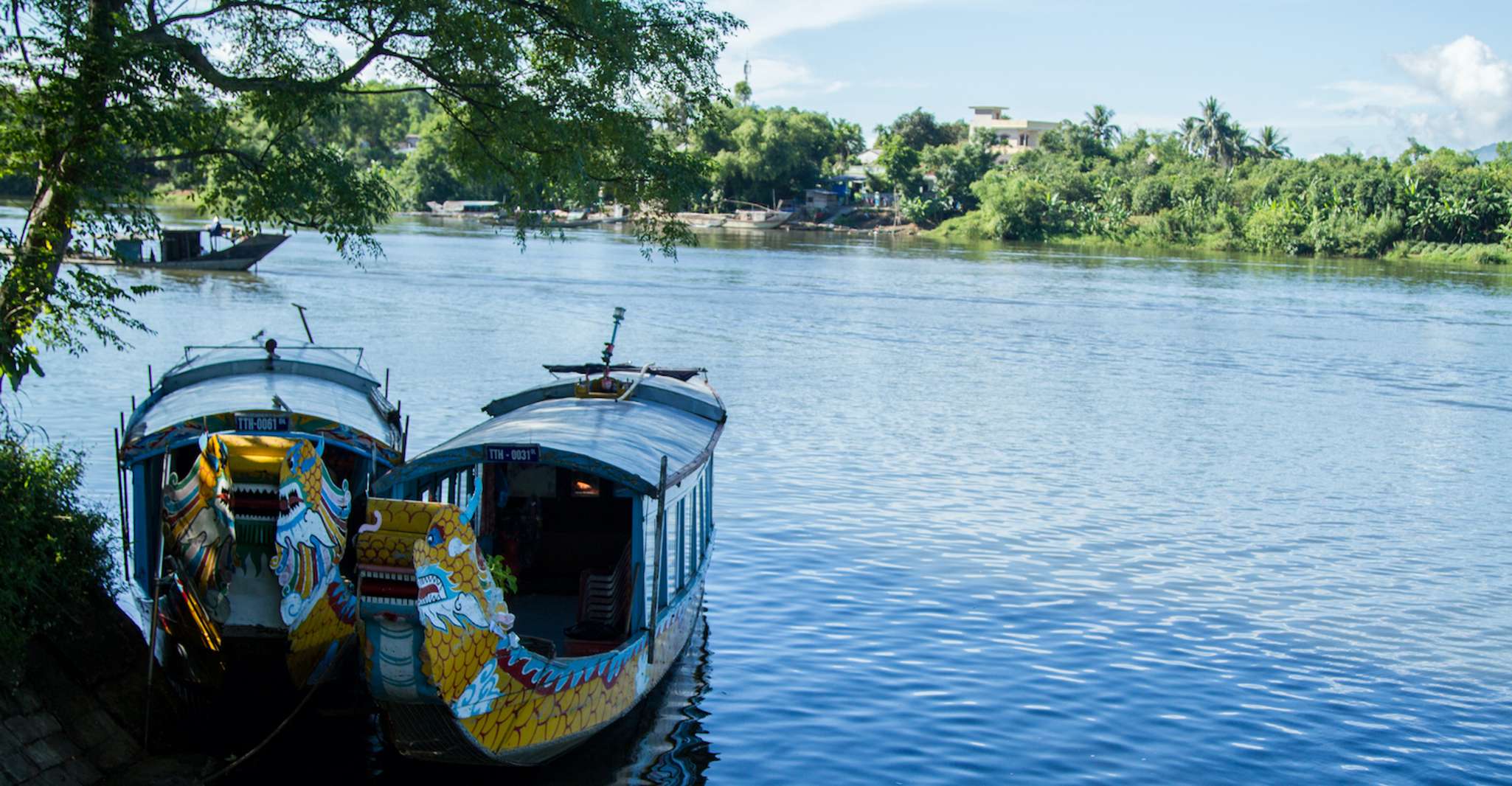 Hue, Shuttle Bus naar/van Hoi An of Da Nang - Hizvo