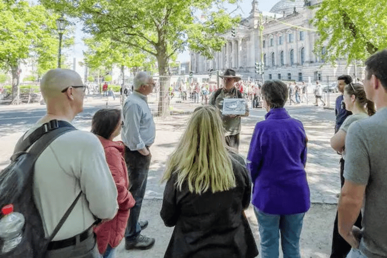 Berlin: Hitlers Berlin Uppgång och fall Guidad stadsvandringBerlin: Guidad rundvandring i Hitlers Berlin: Uppgång och fall