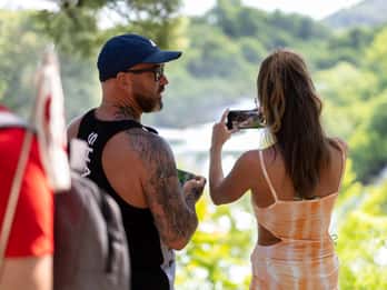 De Split: Passeio de um dia pelas Cataratas de Krka e degustação de vinhos