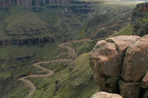Sudáfrica: Excursión de 2 días en poni por Lesoto y paseo en 4x4 por el Paso de Sani