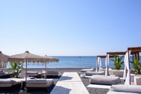 Perivolos Beach, Sun-Bed Experience FortyOne Bar Restaurant - Housity