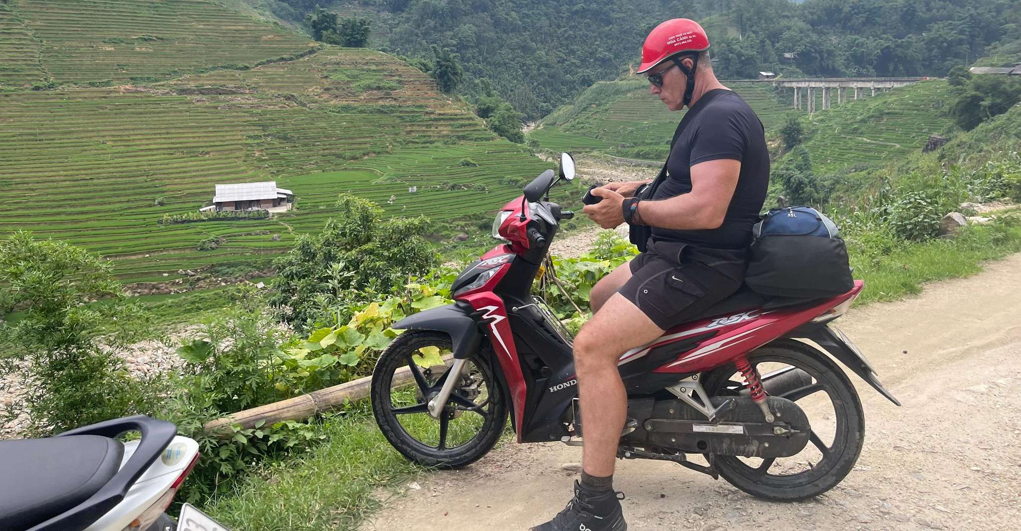 Exploration de Sapa 2D1N en moto - tout en un seul voyage - Hizvo