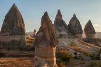 Desde Alanya, Capadocia de 2 días, Hotel Cave y Tour de globos - Housity