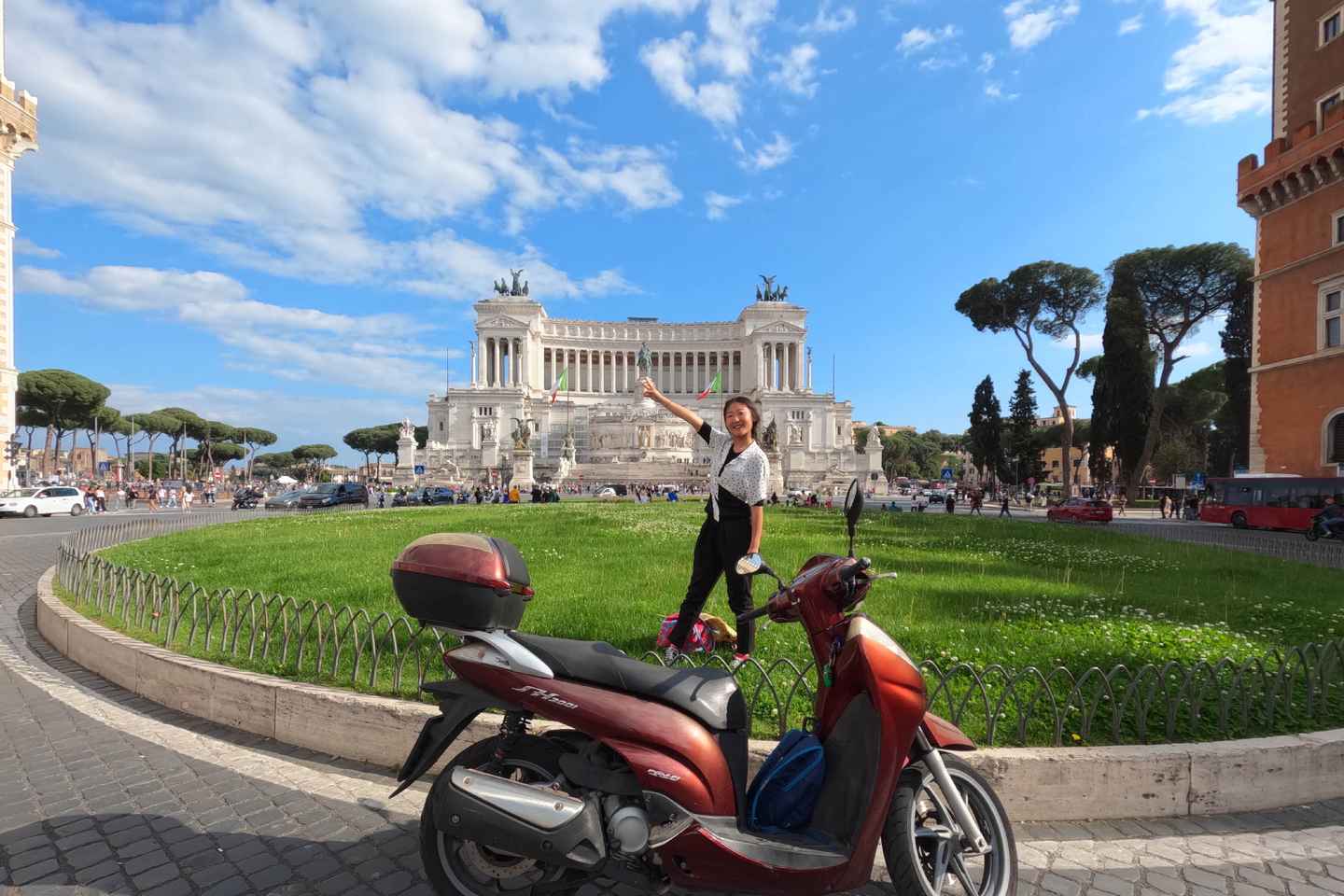 🛵 Rome: Private Scooter Guided Tour, Day - Night Ride💘🛵