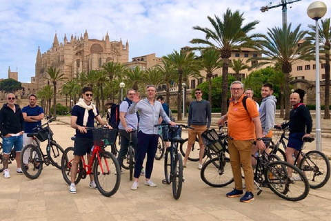 Discovering Palma on a bicycle tour