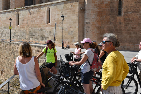 Palma de Mallorca: Tour guiado de bicicletaPalma de Mallorca: passeio guiado de bicicleta