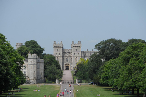 Windsor Castle Hampton Court Palace privétour met pas