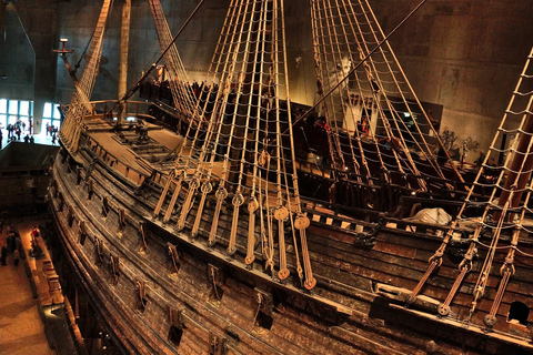 Stockholm: Old Town Walking Tour w/ Vasa Museum &amp; Boat Ride