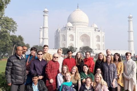 From Delhi: Private Taj Mahal & Agra Tour by Express Train Tour with Second Class Seats Without Entrance and Lunch