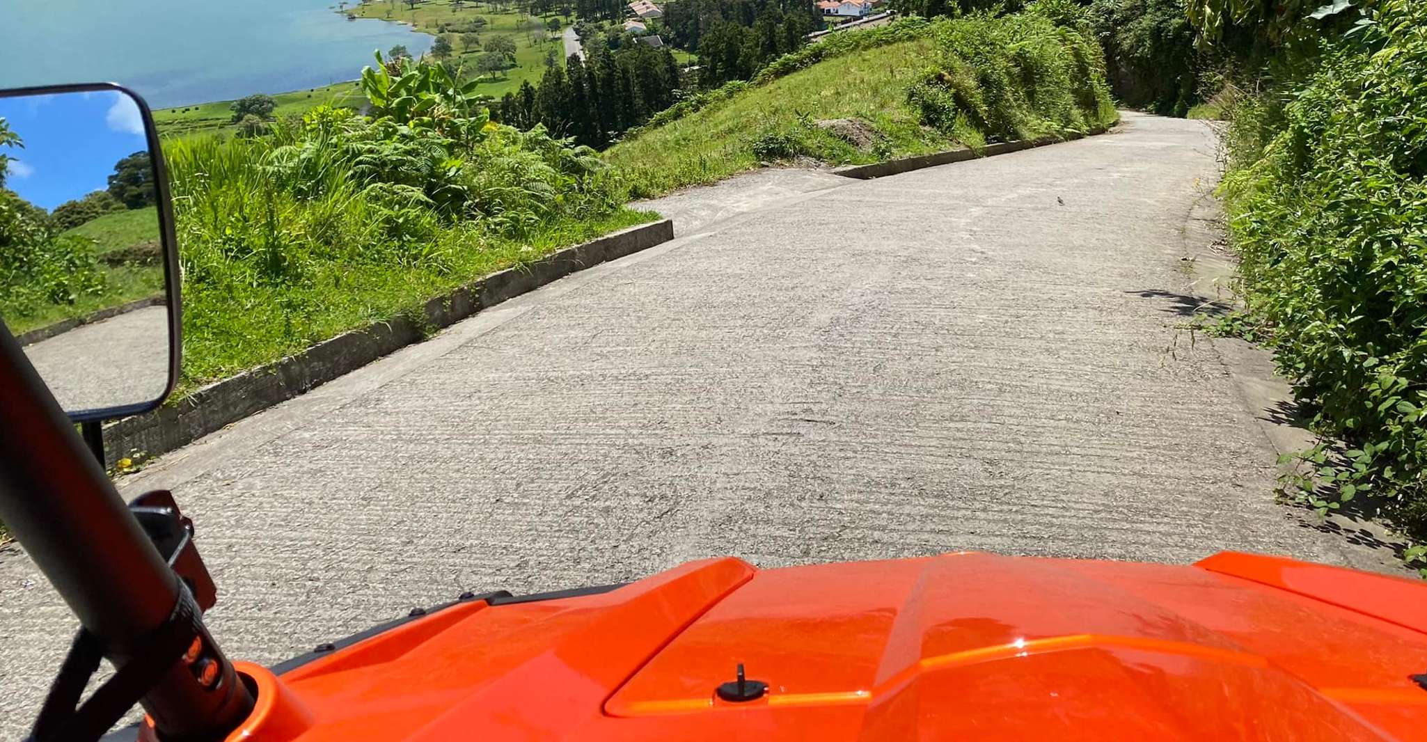 Sao Miguel, Buggy experience around the volcano Sete Cidades - Housity