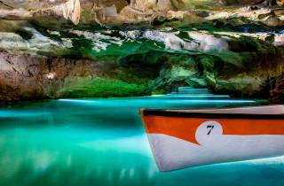 Von Valencia aus: Höhlen von San José mit Eintritt und Bootstour