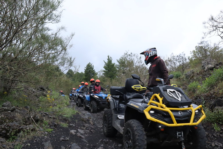 Desde Nicolosi Excursión al volcán Etna en quadDesde Nicolosi: recorrido en quad por el monte Etna