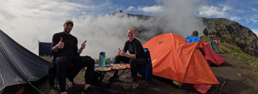 Depuis Senaru : Trek de 2 jours au sommet du Mont Rinjani