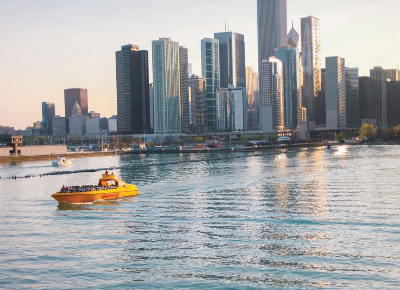 🛳️ Chicago Seadog Speedboat Fireworks Cruise on Lake Michigan No