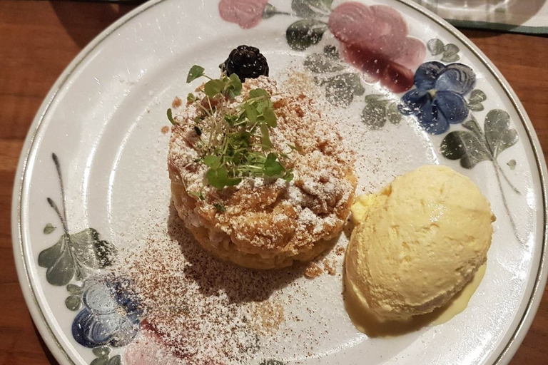 Bratislava: refeição de 3 pratos em um restaurante tradicional