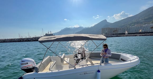 Amalfiküste Tour mit Skipper von Salerno nach Positano