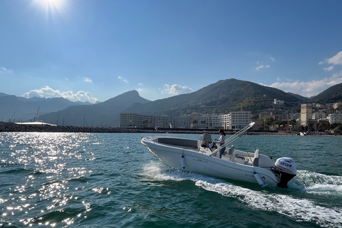 Amalfi coast tour with skipper from Salerno to Positano
