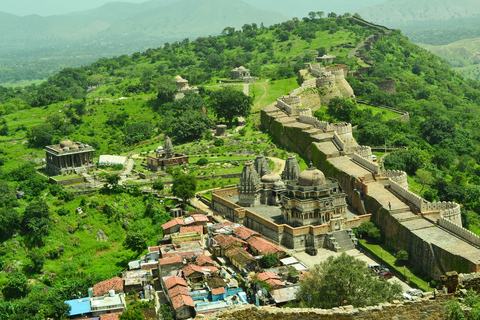 Dagtocht door het Kumbhalgarh-fort en de Ranakpur-tempel vanuit Jodhpur