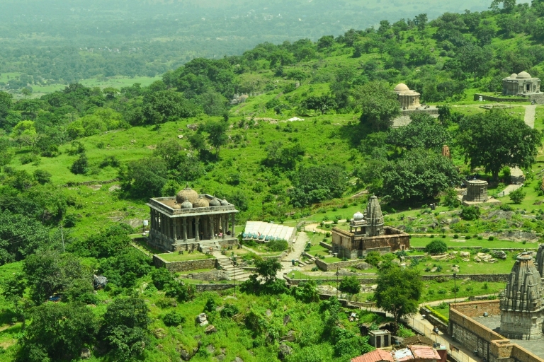 Dagtocht door het Kumbhalgarh-fort en de Ranakpur-tempel vanuit Jodhpur