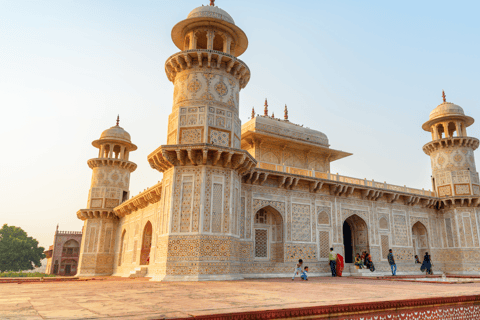 Ab Delhi: Tagestour zum Taj Mahal, Red Fort und Baby Taj