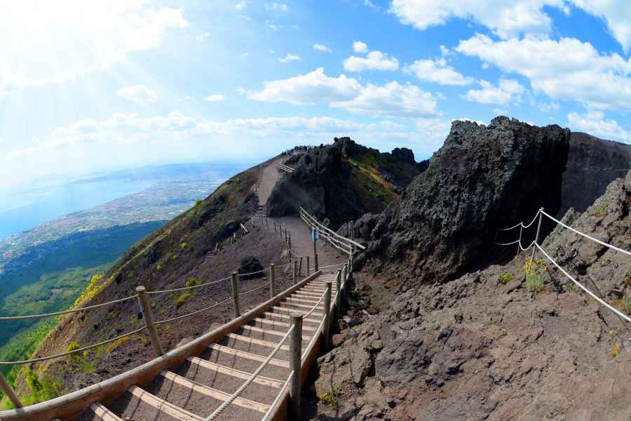Von Pompei aus: Vesuvius Easy Tour Transfer