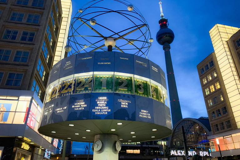 Berlino: Tour panoramico serale in autobus con commento in diretta