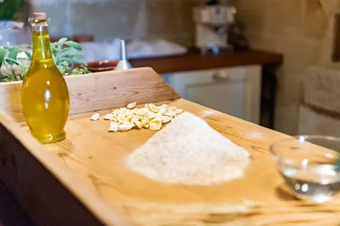 Matera : cours de cuisine de pâtes à l'ancienne dans la cave de Sassi
