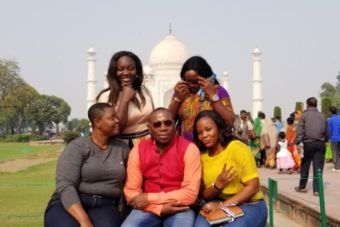 Von Delhi: All Inclusive Agra Tour am selben Tag mit dem Auto