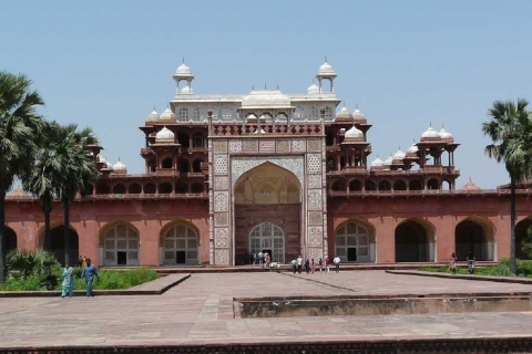 Van Agra: Itmad-ud-Daula & Akbar's tombe met wandeltocht