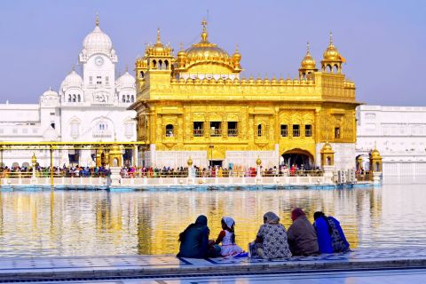 Amritsar: Golden Temple and Jallianwala Bagh Private Tour