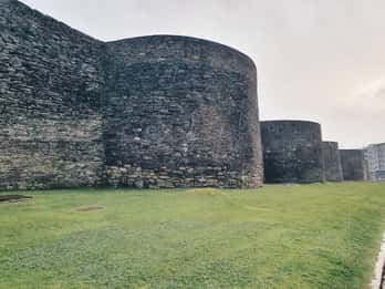 LUGO: Private Guided Walking Tour