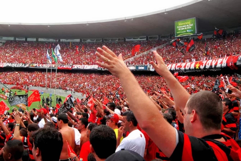 Entradas para el partido de fútbol en el Estadio Maracaná con aficionado localTour del partido de fútbol en el Estadio Maracaná 1 bebida incluida