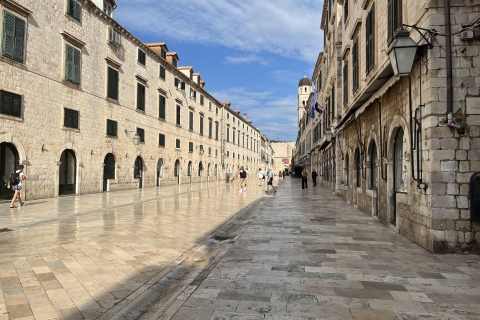Dubrovnik Walking Tour mit den 4 wichtigsten Museen und StadtmauernDubrovnik: Halbtägige private Tour mit Museen und Stadtmauern