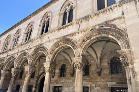 Dubrovnik Walking Tour with 4 Main Museums