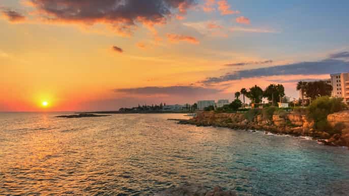 Protaras: Blue Lagoon, Sea Caves and Turtle Cove Sunset Trip