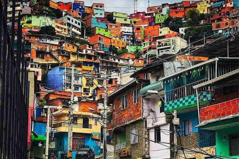 Comuna 13: Rondleiding door Comuna 13 MedellínGemeente 13: Tour gemeente 13 Medellín