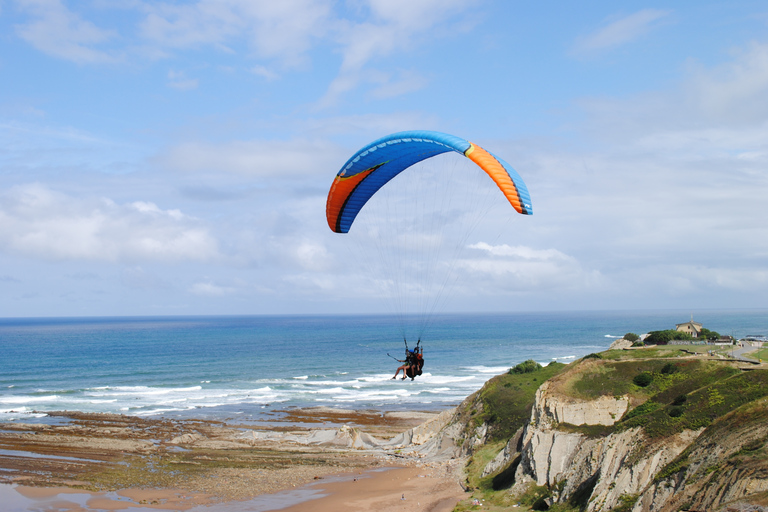 Bilbao: Vuelo en Parapente en la costa de Sopelana y Getxo