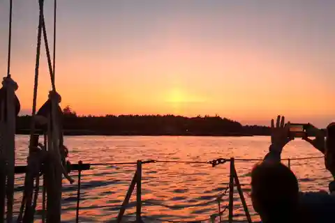 Boothbay Harbor: Sunset Sail to see the Maine Coastline