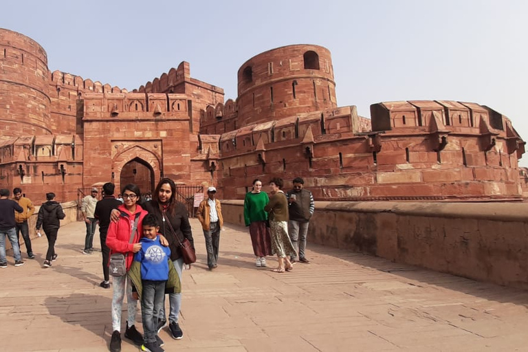 Depuis Jaipur - Sautez la ligne : Visite du Taj Mahal et d'AgraTour avec voiture uniquement