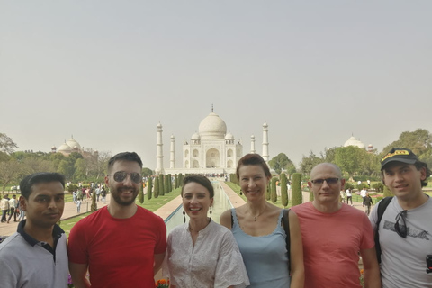 Depuis Jaipur - Sautez la ligne : Visite du Taj Mahal et d'AgraTour avec voiture uniquement