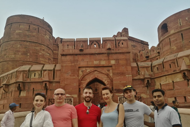 Desde Jaipur - Sáltate la cola: Excursión al Taj Mahal y AgraExcursión con Coche + Guía + Entrada