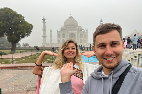 Desde Jaipur - Sáltate la cola: Excursión al Taj Mahal y AgraExcursión con Coche + Guía + Entrada