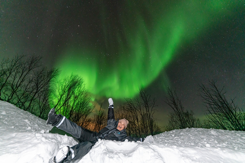 Tromsø: Wycieczka po zorzy polarnej ze zdjęciami i ciepłymi kombinezonami