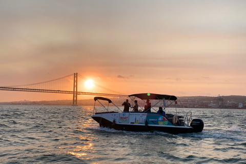 Lisbonne : Croisière en bateau de jour/coucher de soleil/nuit avec champagne