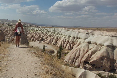 Wandeltocht van een hele dag met hoogtepunten in CappadociëRondleiding Engels, Frans