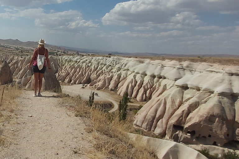 Wandeltocht van een hele dag met hoogtepunten in CappadociëRondleiding Engels, Frans