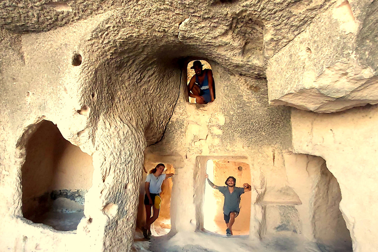 Wandeltocht van een hele dag met hoogtepunten in CappadociëRondleiding Engels, Frans