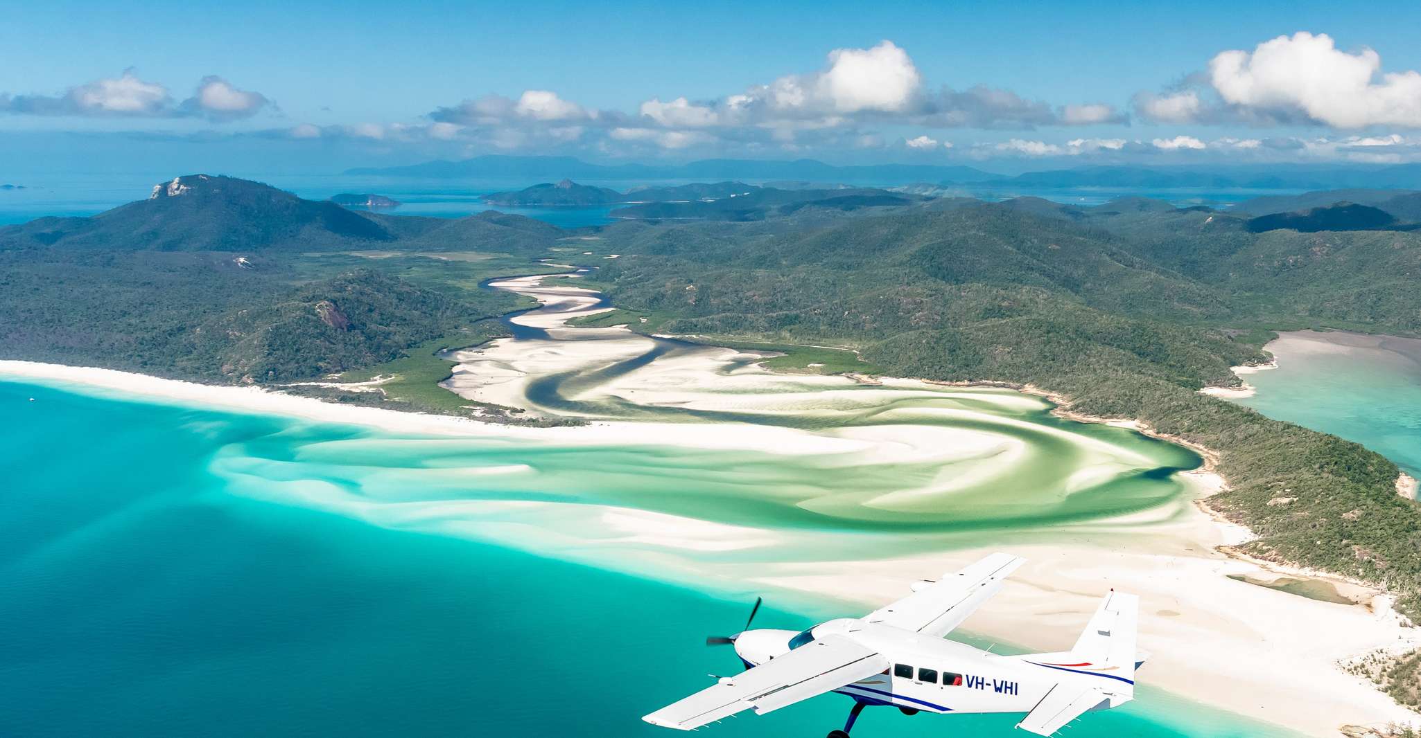 From Airlie Beach, Whitsundays Scenic Flight with Pickup - Housity