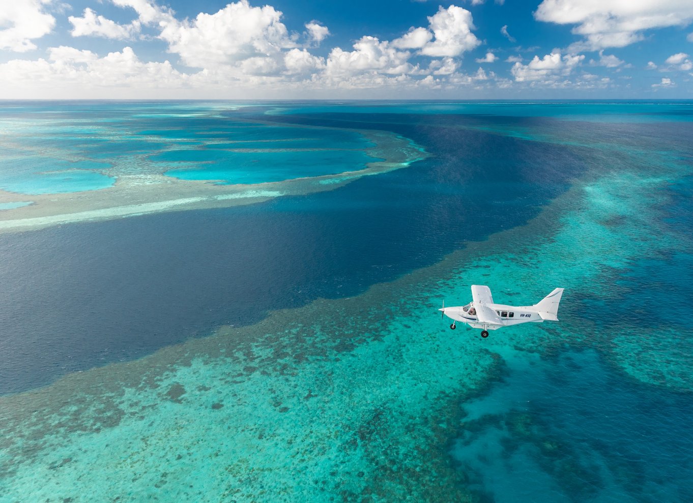 Fra Airlie Beach: Whitsundays Scenic Flight med afhentning